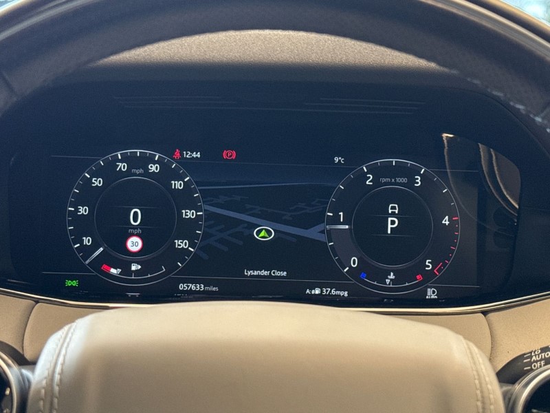 2019 (69) LAND ROVER RANGE ROVER EVOQUE 2.0 D180 First Edition 5dr Auto 5153225