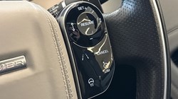 2019 (69) LAND ROVER RANGE ROVER EVOQUE 2.0 D180 First Edition 5dr Auto 5153238