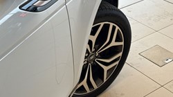 2019 (69) LAND ROVER RANGE ROVER EVOQUE 2.0 D180 First Edition 5dr Auto 5153256