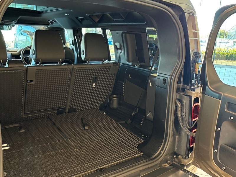 2025 (74) LAND ROVER DEFENDER 3.0 D350 X-Dynamic HSE 110 5dr Auto [7 Seat] 5190932