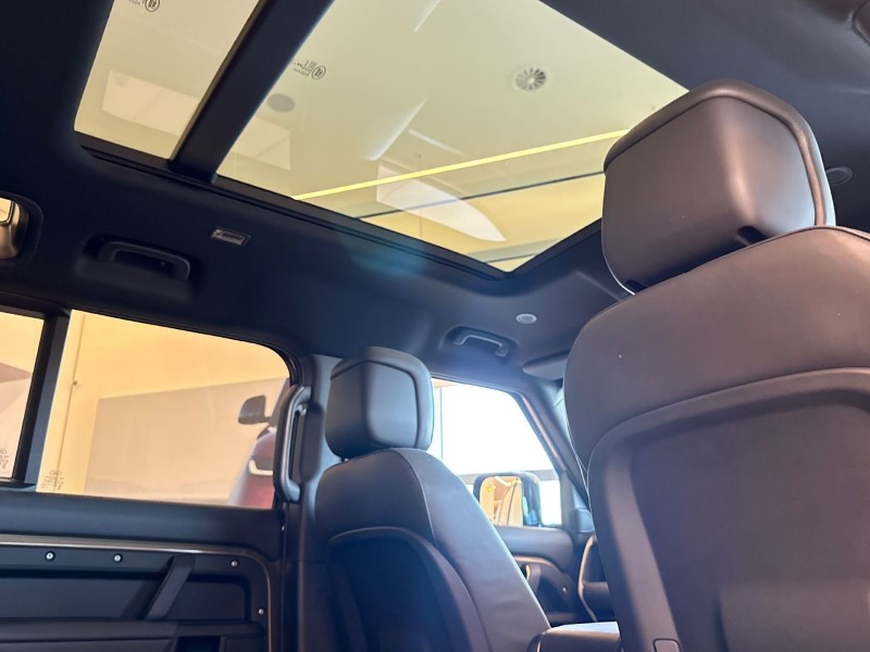 2025 (74) LAND ROVER DEFENDER 3.0 D350 X-Dynamic HSE 110 5dr Auto [7 Seat] 5190915