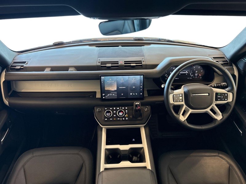 2025 (74) LAND ROVER DEFENDER 3.0 D350 X-Dynamic HSE 110 5dr Auto [7 Seat] 5190903