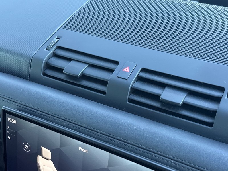 2025 (74) LAND ROVER DEFENDER 3.0 D350 X-Dynamic HSE 110 5dr Auto [7 Seat] 5190929