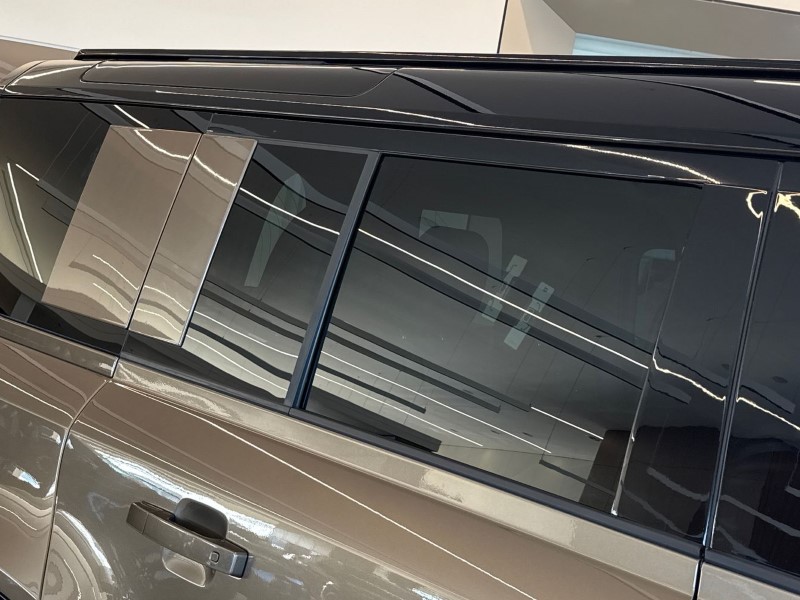 2025 (74) LAND ROVER DEFENDER 3.0 D350 X-Dynamic HSE 110 5dr Auto [7 Seat] 5190943