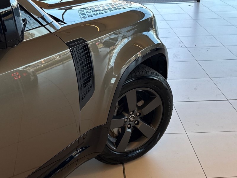 2025 (74) LAND ROVER DEFENDER 3.0 D350 X-Dynamic HSE 110 5dr Auto [7 Seat] 5202255