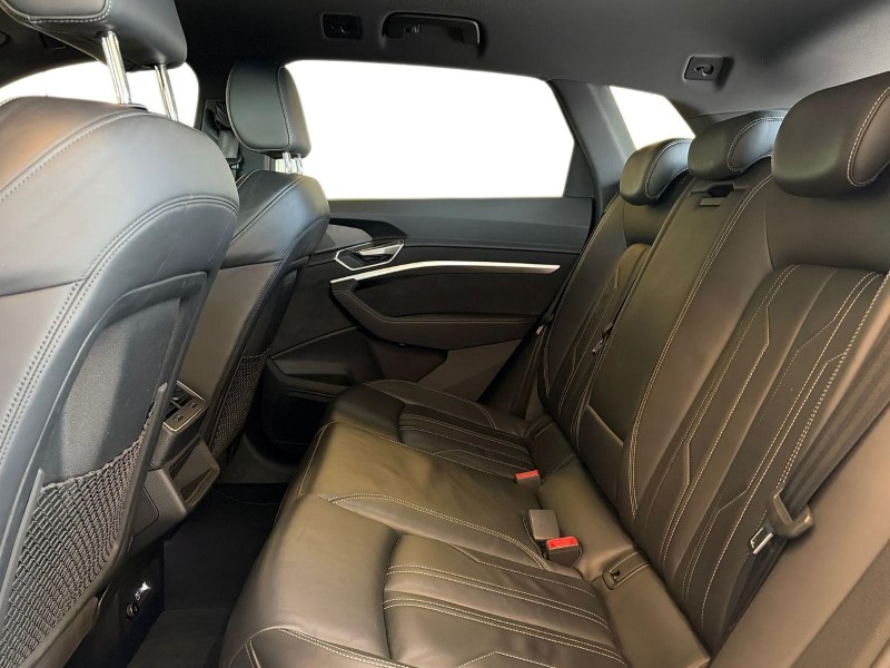 2021 (70) AUDI E-TRON 230kW 50 Quattro 71kWh Black Edition 5dr Auto 5115783