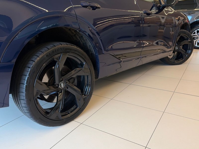 2021 (70) AUDI E-TRON 230kW 50 Quattro 71kWh Black Edition 5dr Auto 5115828