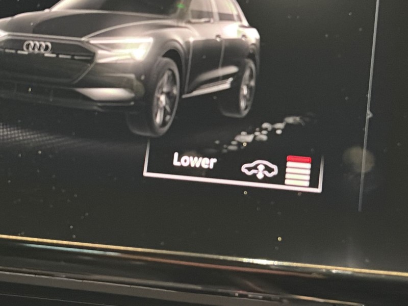 2021 (70) AUDI E-TRON 230kW 50 Quattro 71kWh Black Edition 5dr Auto 5115817