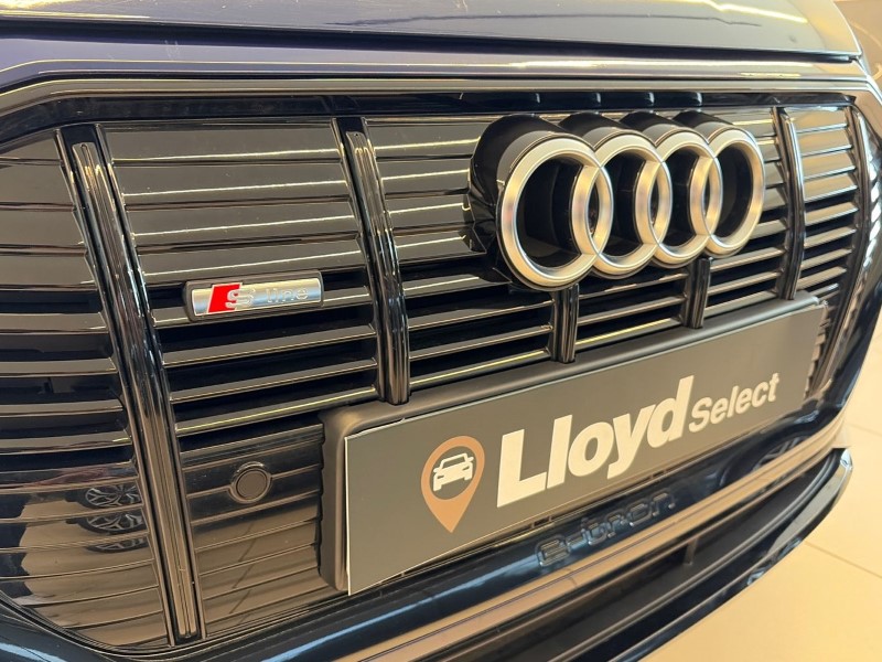 2021 (70) AUDI E-TRON 230kW 50 Quattro 71kWh Black Edition 5dr Auto 5115823