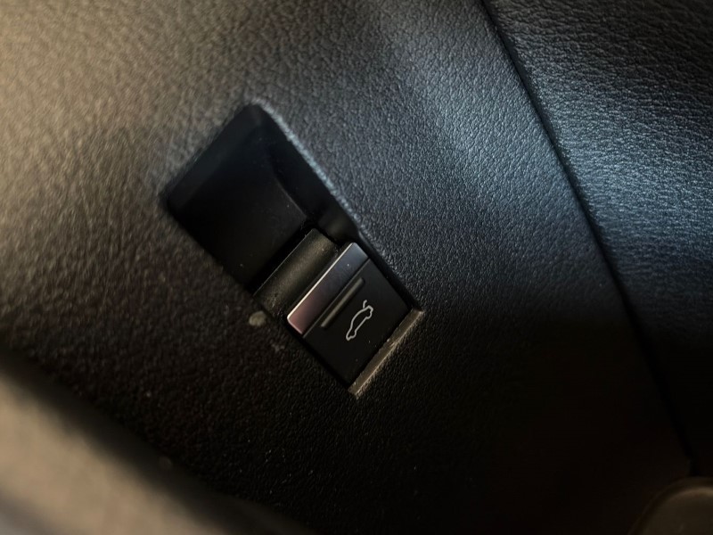 2021 (70) AUDI E-TRON 230kW 50 Quattro 71kWh Black Edition 5dr Auto 5115834