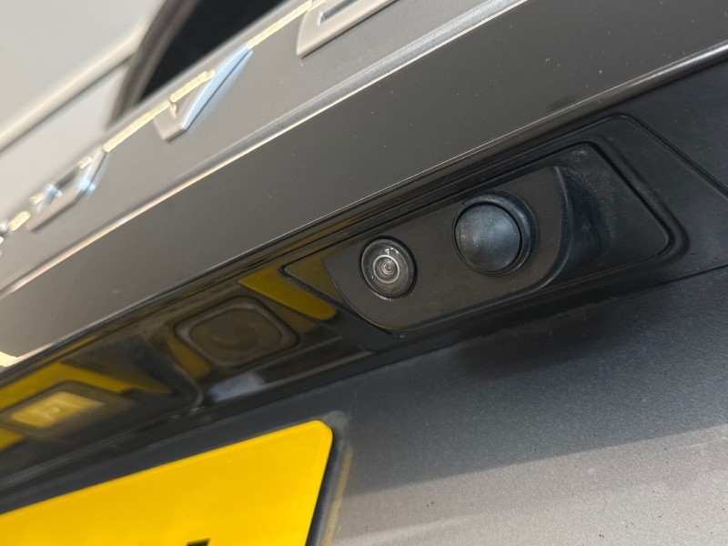 2019 (69) LAND ROVER DISCOVERY 3.0 SD6 HSE Luxury 5dr Auto 5151163