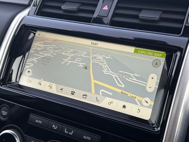 2019 (69) LAND ROVER DISCOVERY 3.0 SD6 HSE Luxury 5dr Auto 5151134