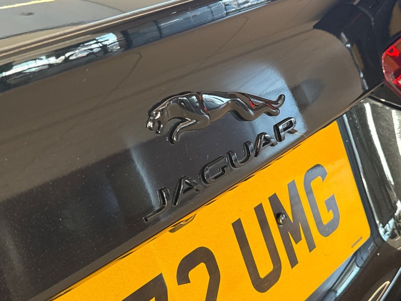 2022 (72) JAGUAR XE 2.0 D200 R-Dynamic Black 4dr Auto 5138723