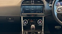 2022 (72) JAGUAR XE 2.0 D200 R-Dynamic Black 4dr Auto 5138694