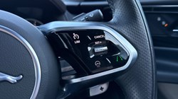 2022 (72) JAGUAR XE 2.0 D200 R-Dynamic Black 4dr Auto 5138709