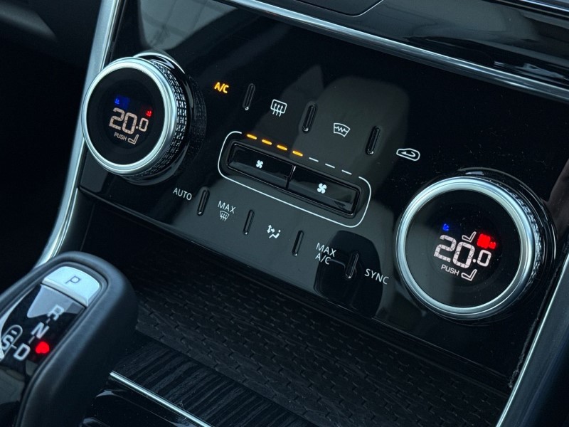 2022 (72) JAGUAR XE 2.0 D200 R-Dynamic Black 4dr Auto 5138712