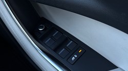 2022 (72) JAGUAR XE 2.0 D200 R-Dynamic Black 4dr Auto 5138703