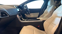 2022 (72) JAGUAR XE 2.0 D200 R-Dynamic Black 4dr Auto 5138683