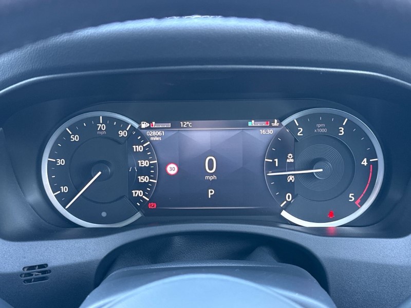 2022 (72) JAGUAR XE 2.0 D200 R-Dynamic Black 4dr Auto 5138696