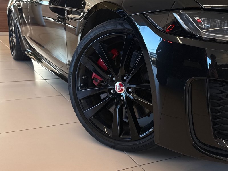 2022 (72) JAGUAR XE 2.0 D200 R-Dynamic Black 4dr Auto 5138722