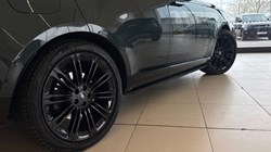 2023 (73) LAND ROVER RANGE ROVER 3.0 D350 Autobiography 4dr Auto 5210053