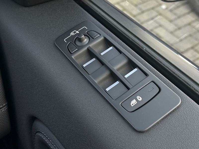 2023 (73) LAND ROVER DISCOVERY SPORT 1.5 P300e Dynamic SE 5dr Auto [5 Seat] 5143861