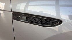 2024 (24) JAGUAR F-PACE 2.0 D200 R-Dynamic SE Black 5dr Auto AWD 5157269