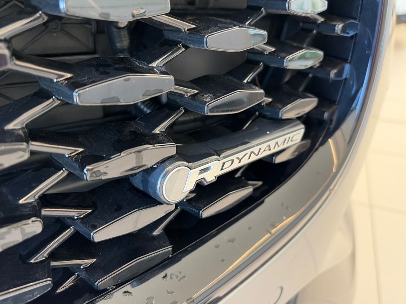 2024 (24) JAGUAR F-PACE 2.0 D200 R-Dynamic SE Black 5dr Auto AWD 5157305