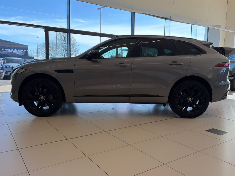 2024 (24) JAGUAR F-PACE 2.0 D200 R-Dynamic SE Black 5dr Auto AWD 5157306