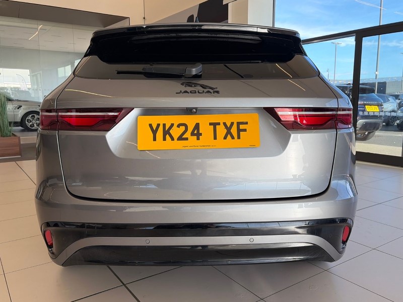 2024 (24) JAGUAR F-PACE 2.0 D200 R-Dynamic SE Black 5dr Auto AWD 5157307