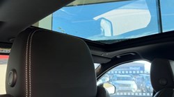 2024 (24) JAGUAR F-PACE 2.0 D200 R-Dynamic SE Black 5dr Auto AWD 5157270