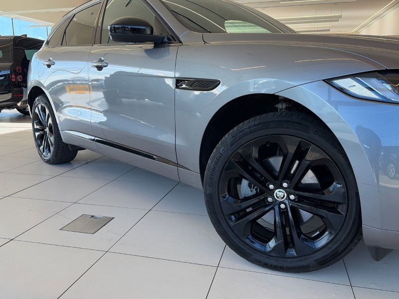 2024 (24) JAGUAR F-PACE 2.0 D200 R-Dynamic SE Black 5dr Auto AWD 5157296