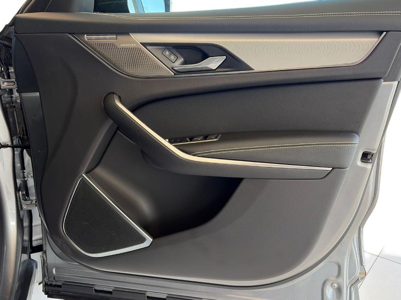 2024 (24) JAGUAR F-PACE 2.0 D200 R-Dynamic SE Black 5dr Auto AWD 5157271