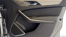 2024 (24) JAGUAR F-PACE 2.0 D200 R-Dynamic SE Black 5dr Auto AWD 5157271