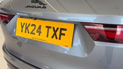 2024 (24) JAGUAR F-PACE 2.0 D200 R-Dynamic SE Black 5dr Auto AWD 5157298