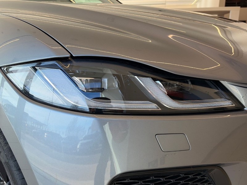 2024 (24) JAGUAR F-PACE 2.0 D200 R-Dynamic SE Black 5dr Auto AWD 5157266