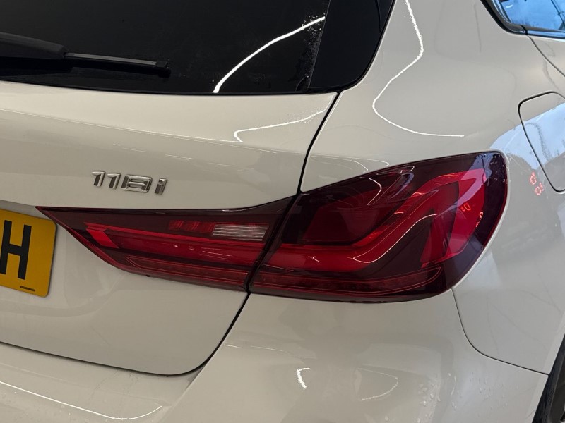 2020 (69) BMW 1 SERIES 118i M Sport 5dr 5146526