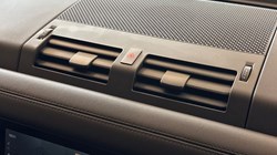 2024 (24) LAND ROVER DEFENDER 3.0 D250 X-Dynamic SE 110 5dr Auto 5152379