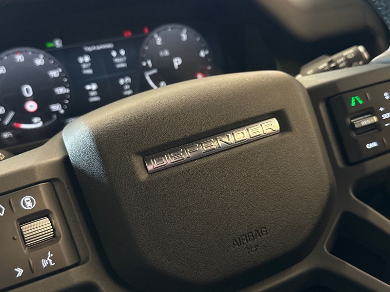 2024 (24) LAND ROVER DEFENDER 3.0 D250 X-Dynamic SE 110 5dr Auto 5152371