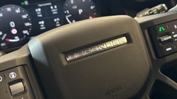 2024 (24) LAND ROVER DEFENDER 3.0 D250 X-Dynamic SE 110 5dr Auto 5152371