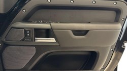 2024 (24) LAND ROVER DEFENDER 3.0 D250 X-Dynamic SE 110 5dr Auto 5152366