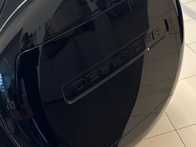 2024 (24) LAND ROVER DEFENDER 3.0 D250 X-Dynamic SE 110 5dr Auto 5152388