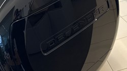 2024 (24) LAND ROVER DEFENDER 3.0 D250 X-Dynamic SE 110 5dr Auto 5152388