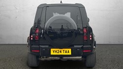 2024 (24) LAND ROVER DEFENDER 3.0 D250 X-Dynamic SE 110 5dr Auto 5152350