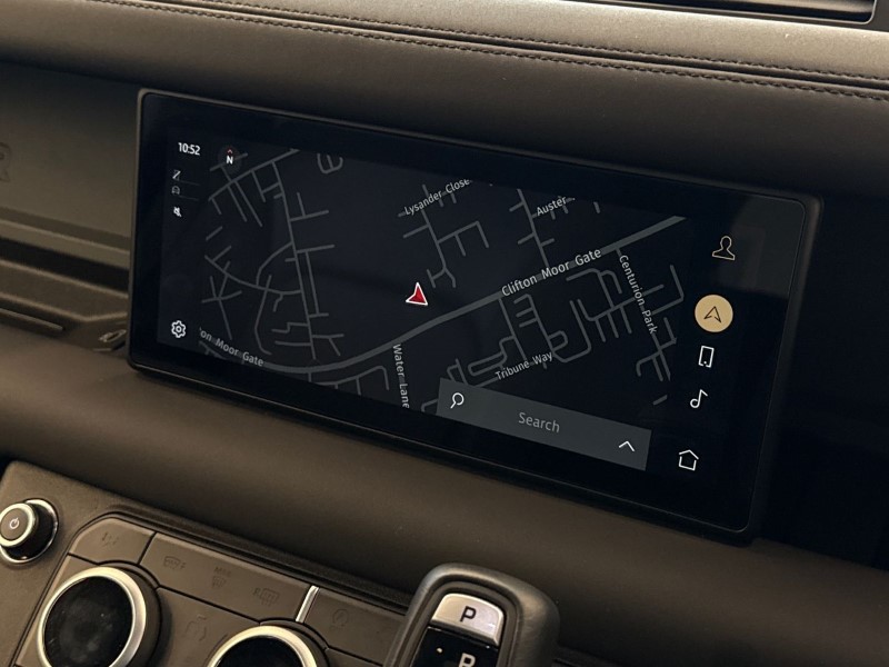 2024 (24) LAND ROVER DEFENDER 3.0 D250 X-Dynamic SE 110 5dr Auto 5152355