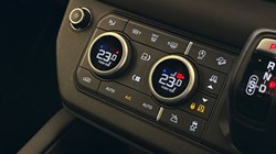 2024 (24) LAND ROVER DEFENDER 3.0 D250 X-Dynamic SE 110 5dr Auto 5152376