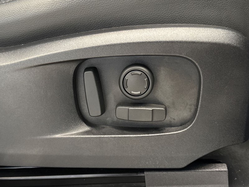 2024 (24) LAND ROVER DEFENDER 3.0 D250 X-Dynamic SE 110 5dr Auto 5152368