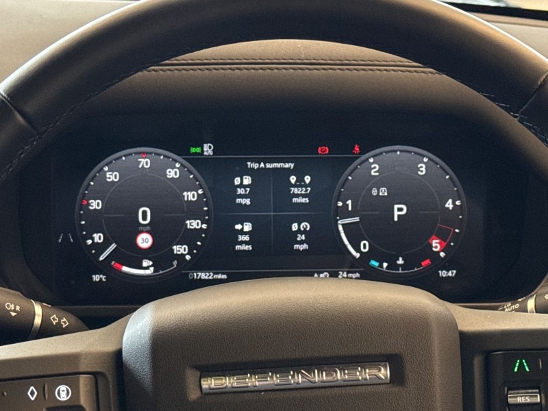 2024 (24) LAND ROVER DEFENDER 3.0 D250 X-Dynamic SE 110 5dr Auto 5152360