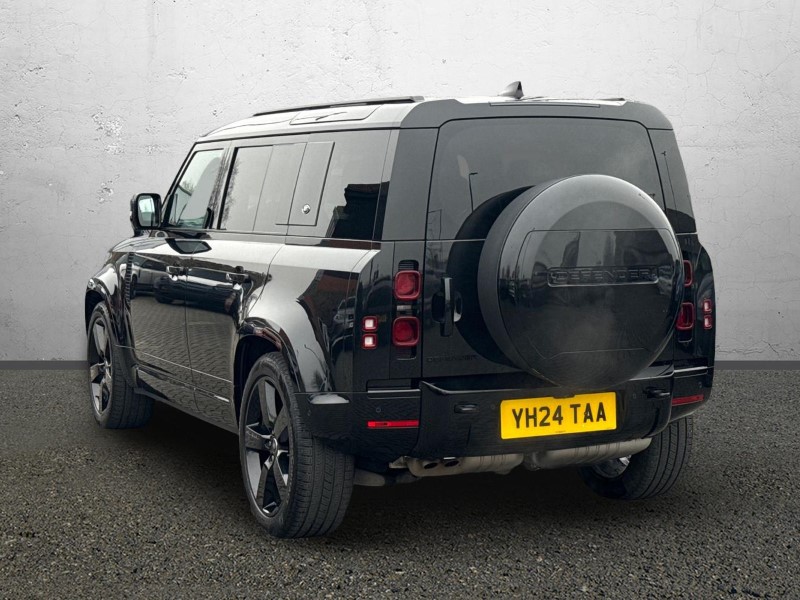 2024 (24) LAND ROVER DEFENDER 3.0 D250 X-Dynamic SE 110 5dr Auto