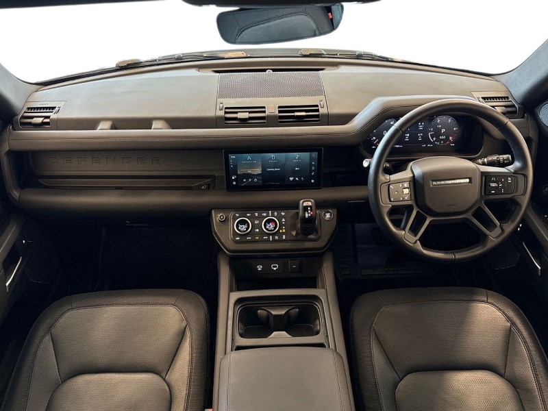 2024 (24) LAND ROVER DEFENDER 3.0 D250 X-Dynamic SE 110 5dr Auto 5152353